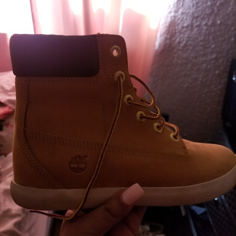 Timberlands - Picture 6 of 7